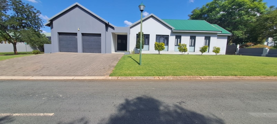 4 Bedroom Property for Sale in Wigwam North West